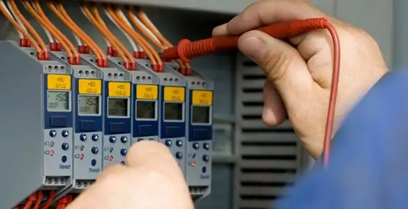 electrical contractors performing professional electrical system testing and configuration in Houston, TX