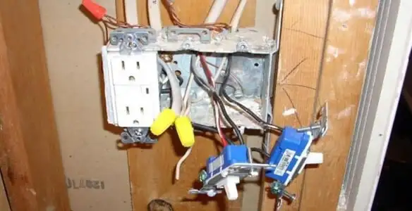 gfci circuits service wiring and upgrading electrical outlets with ground fault protection in Houston, TX